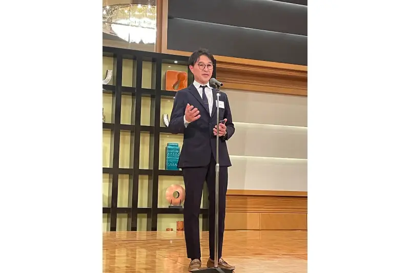 会長招宴会来賓挨拶 原淳病院長