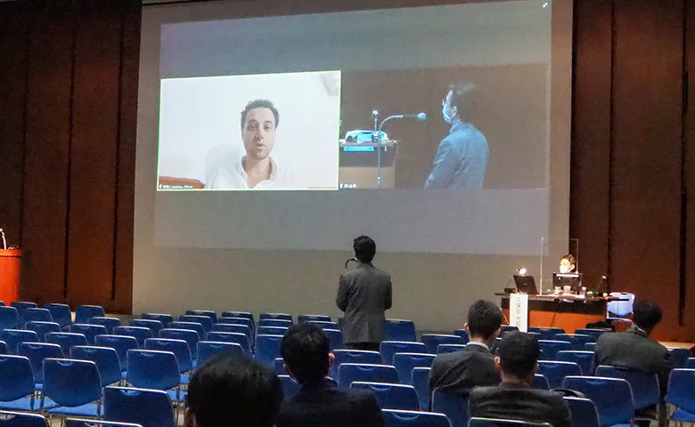 アフタヌーンセミナー2：竹内良平 医師がMatthieu Olivierへ質問