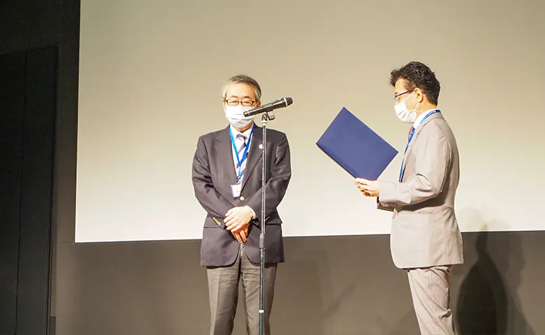 名誉会員証授与式 八木整形外科病院 安田和則 先生